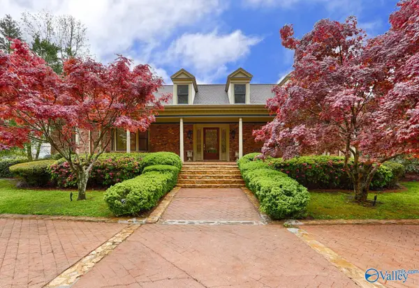 300 Berry Hollow Road, Gurley, AL 35748