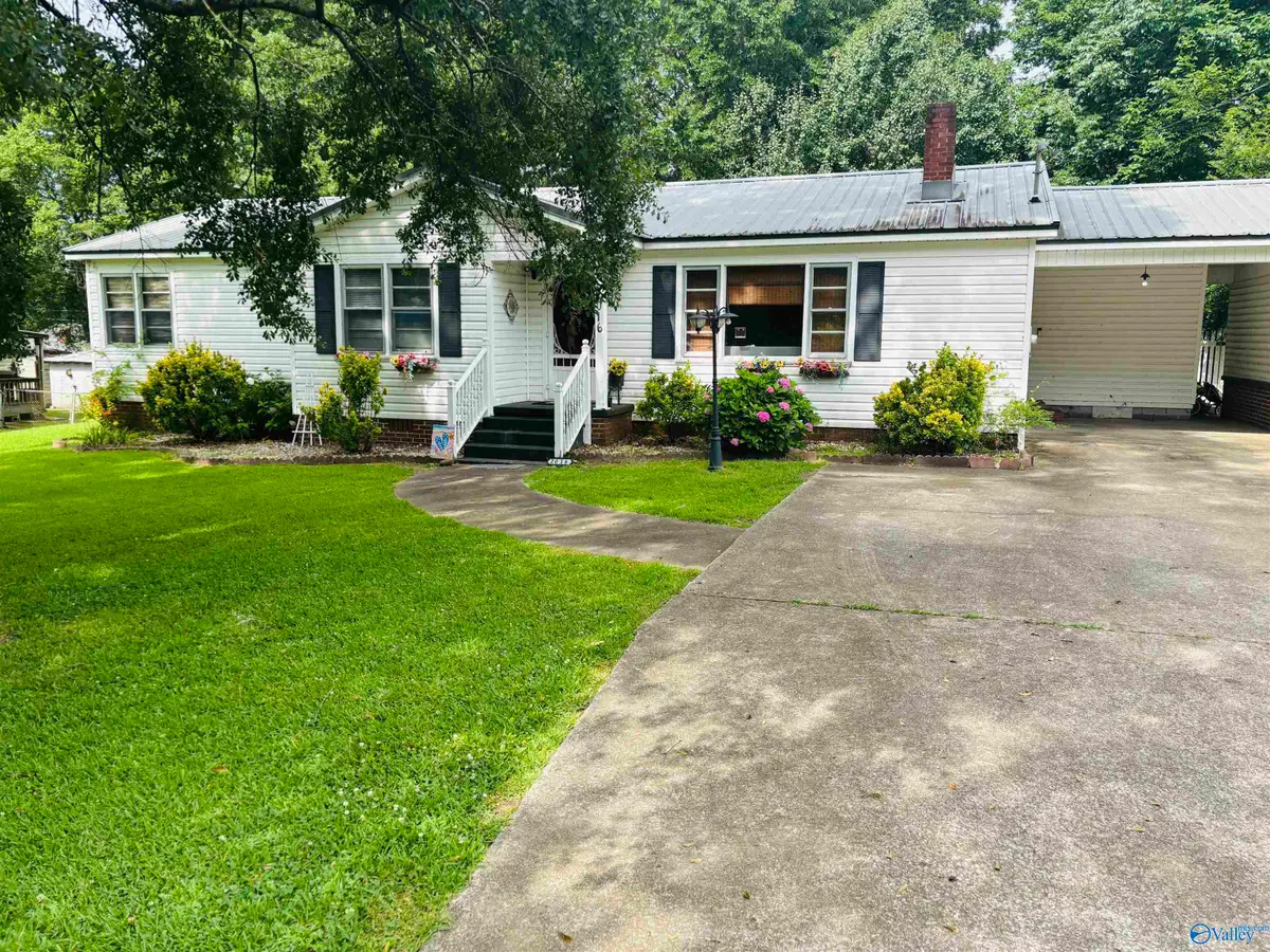 2016 Noccalula Road, Gadsden, AL 35904 - #1