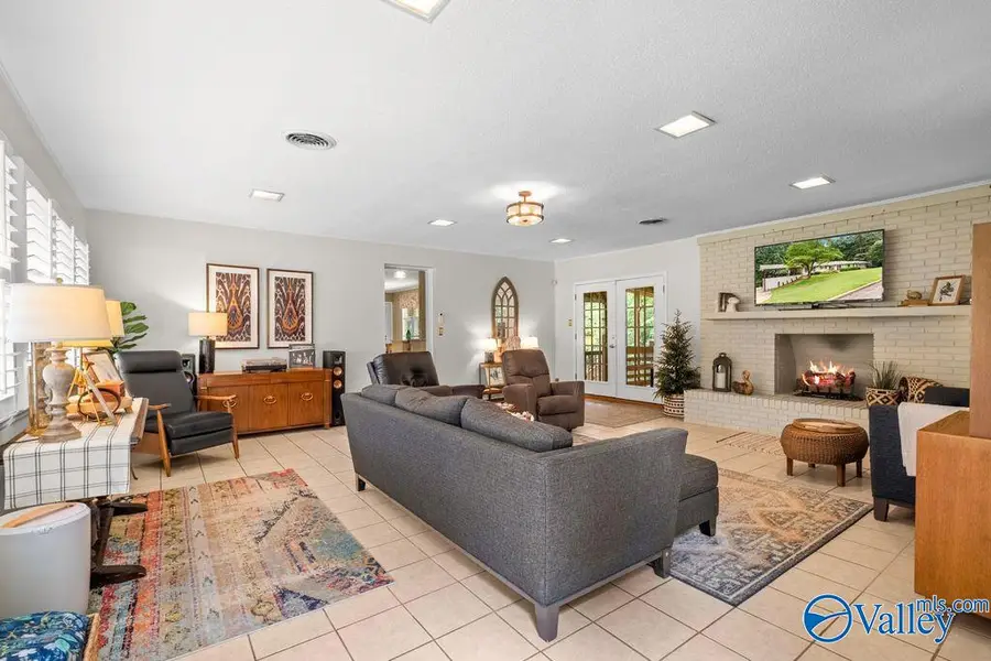 112 Merit Circle, Gadsden, AL 35901 - #3