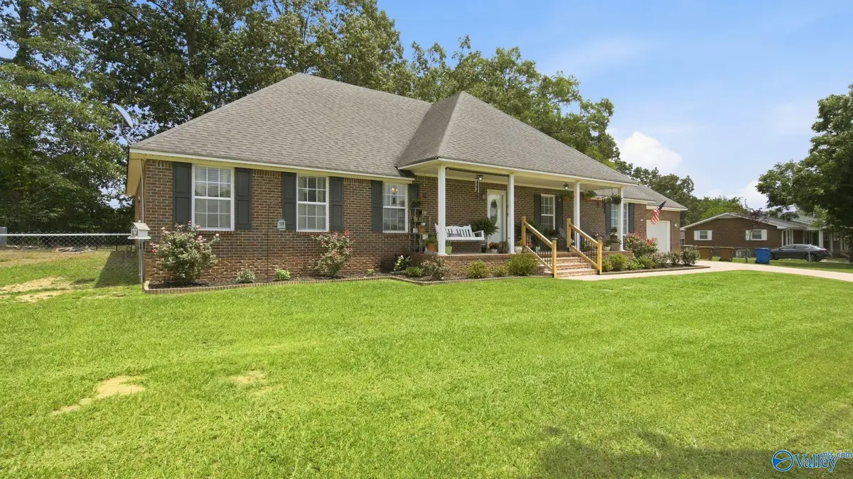 1198 Bullard Street, Hartselle, AL 35640 - #1
