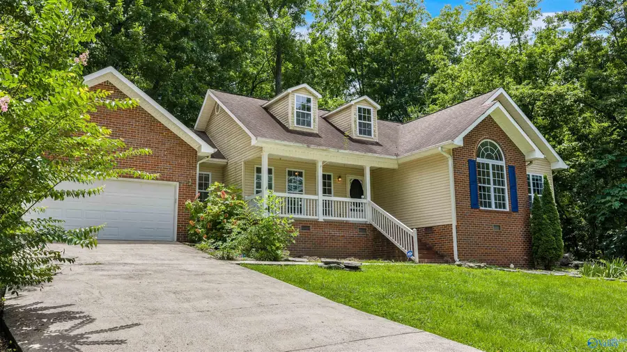 6353 Cardinal Lane Nw, Fort Payne, AL 35967 - #2