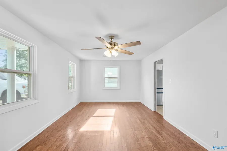 2421 Yorkshire Drive Sw, Huntsville, AL 35803 - #3