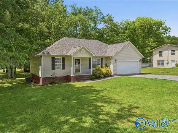 227 11th Place, Arab, AL 35016