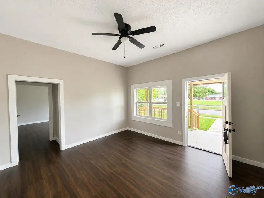 2511 Sansom Avenue, Gadsden, AL 35904 - #2
