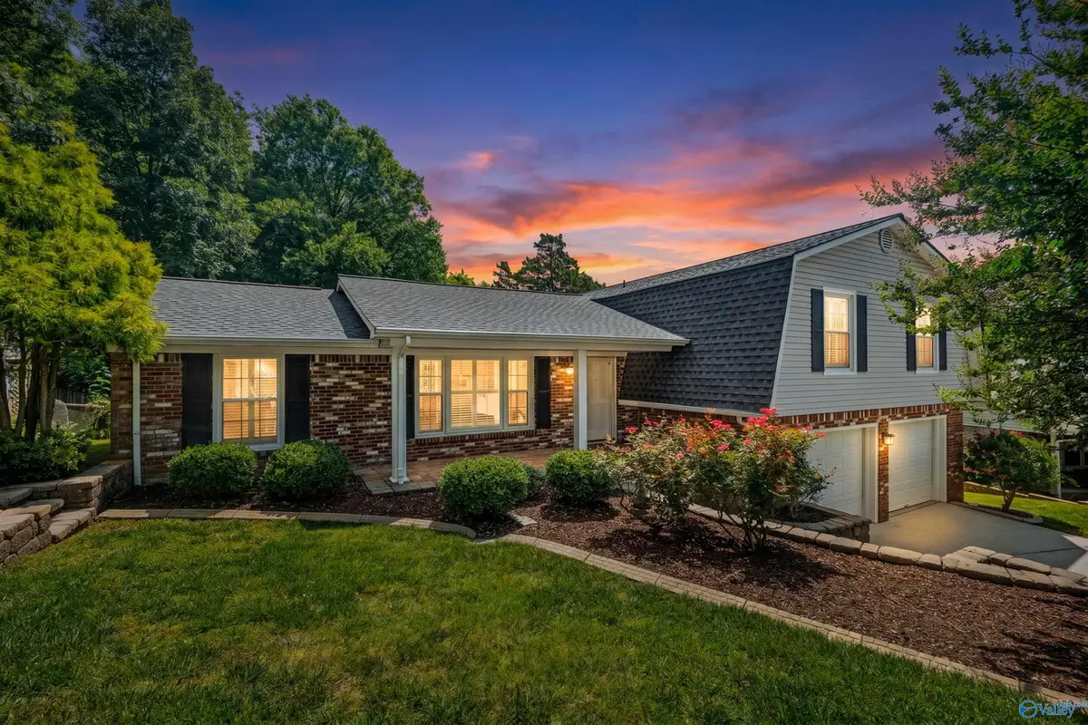 1922 Epworth Drive Ne, Huntsville, AL 35811 - #1