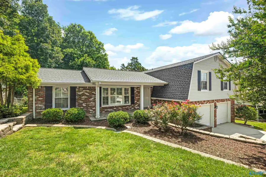 1922 Epworth Drive Ne, Huntsville, AL 35811 - #2