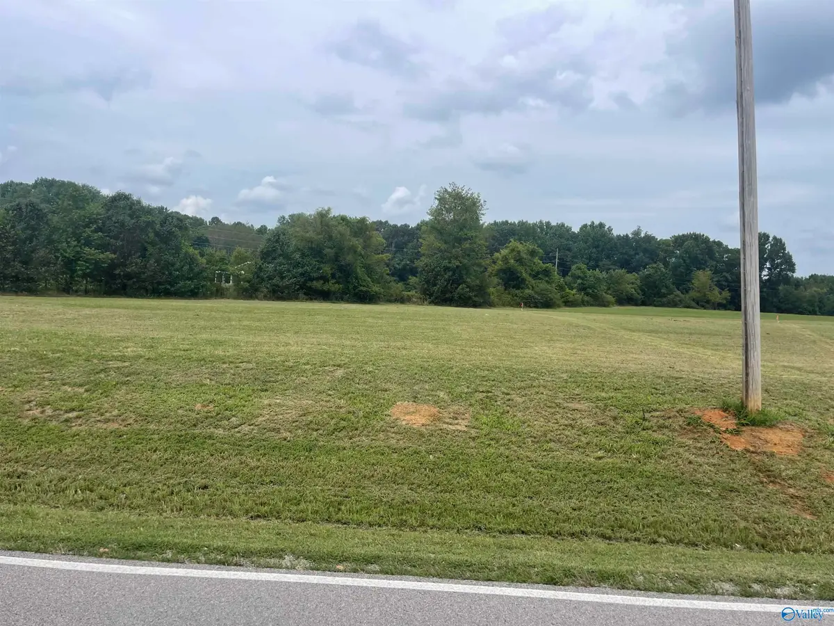 3 Glass Hollow Road, Athens, AL 35611 - #1