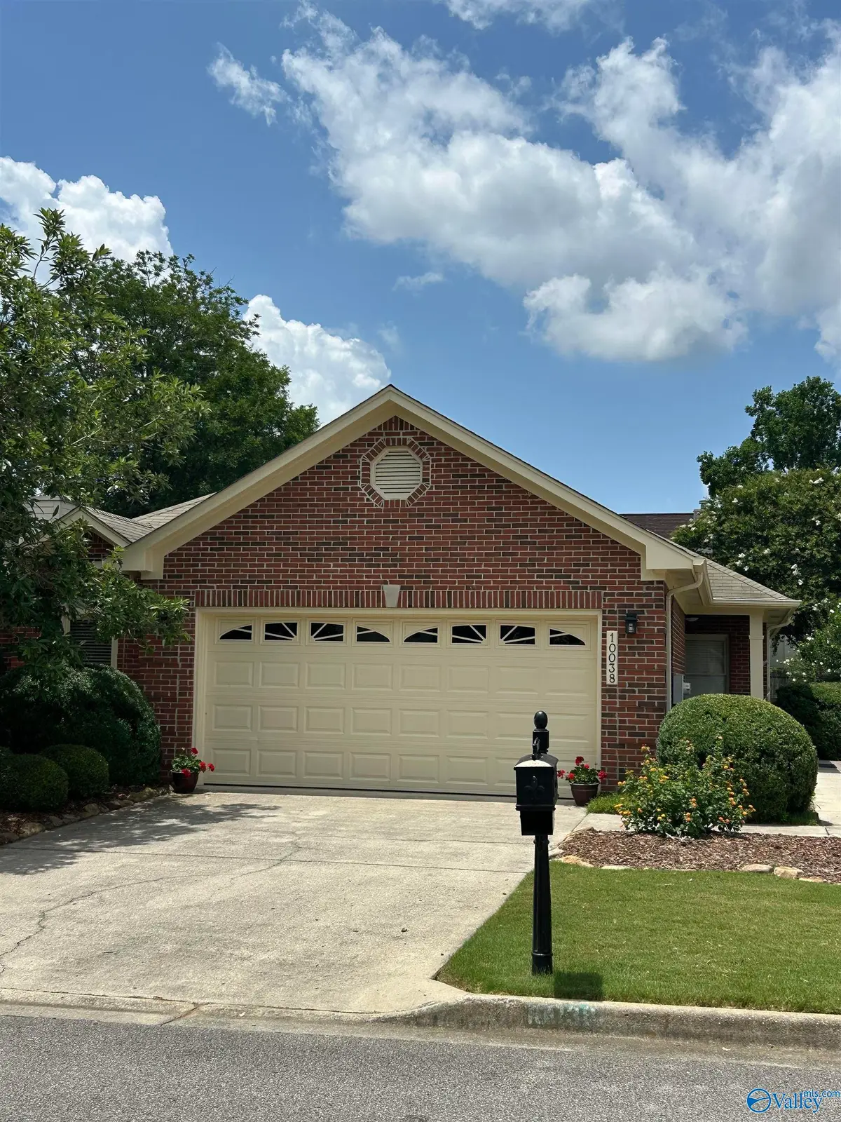 10038 Meredith Lane Se, Huntsville, AL 35803 - #1