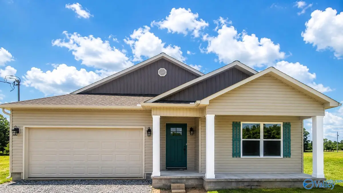 8724 W Alabama State Highway 36, Danville, AL 35619 - #1