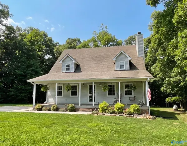 1321 Saylor Circle, Arab, AL 35016