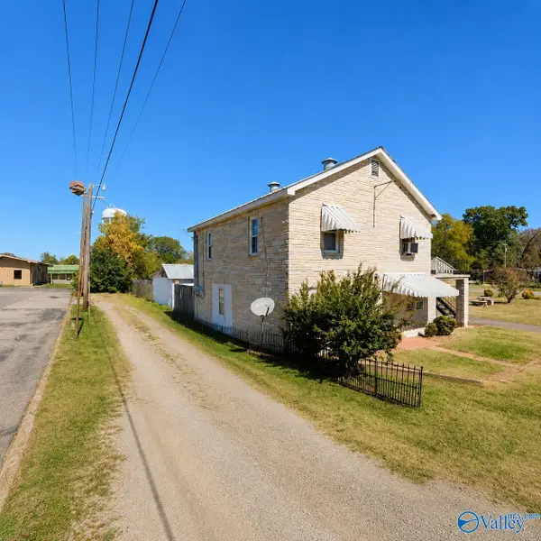 105 Habbler Street, Sheffield, AL 35660