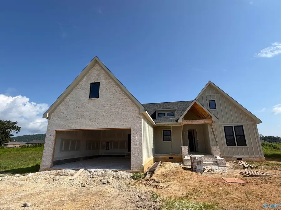 265 Bent River Drive, Gadsden, AL 35901 - #2