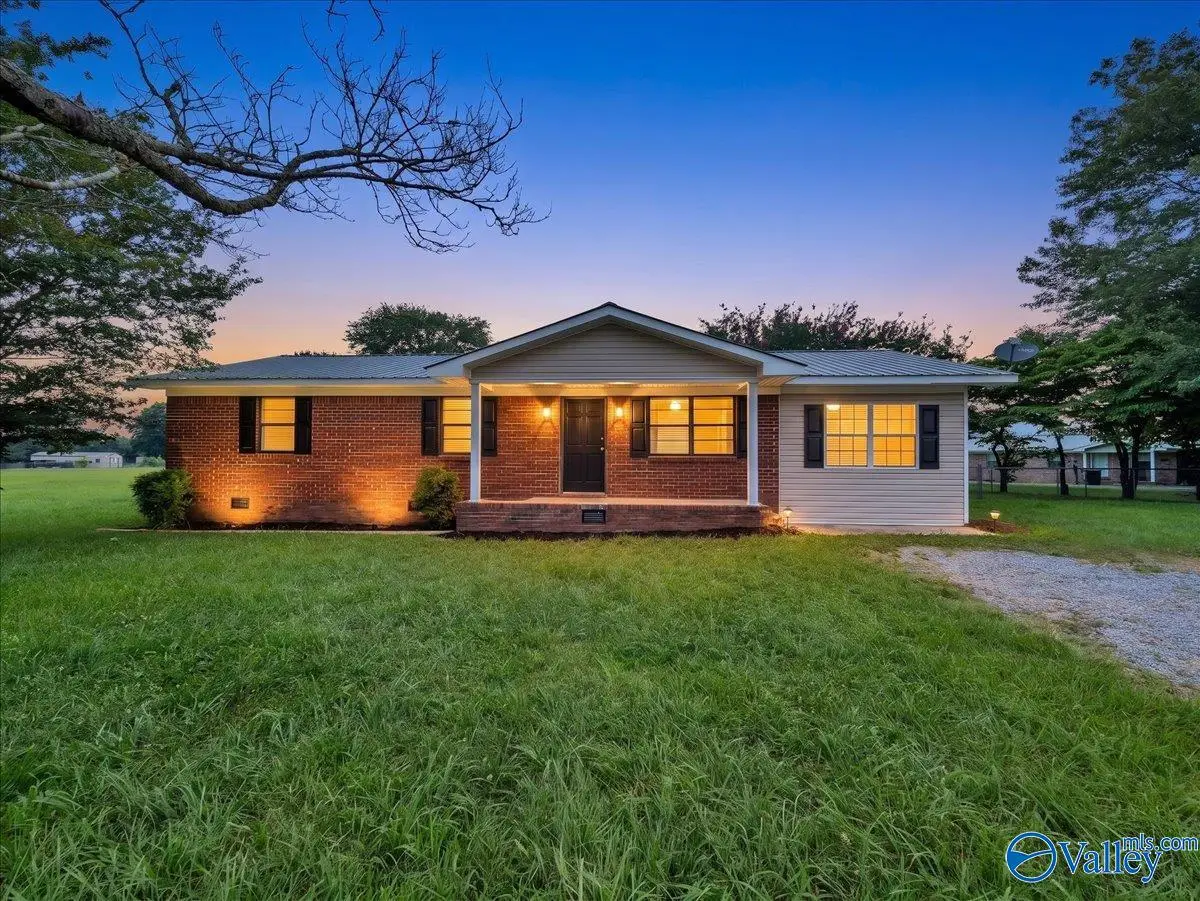 977 Broad Street, Fyffe, AL 35971 - #1