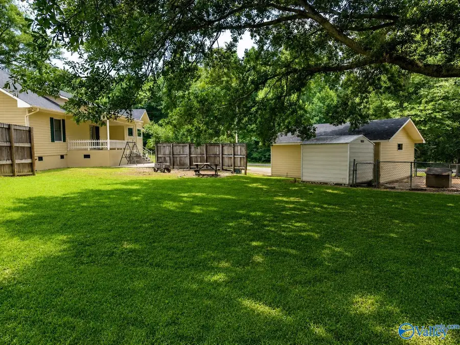 34 Weatherly Avenue, Albertville, AL 35950 - #3