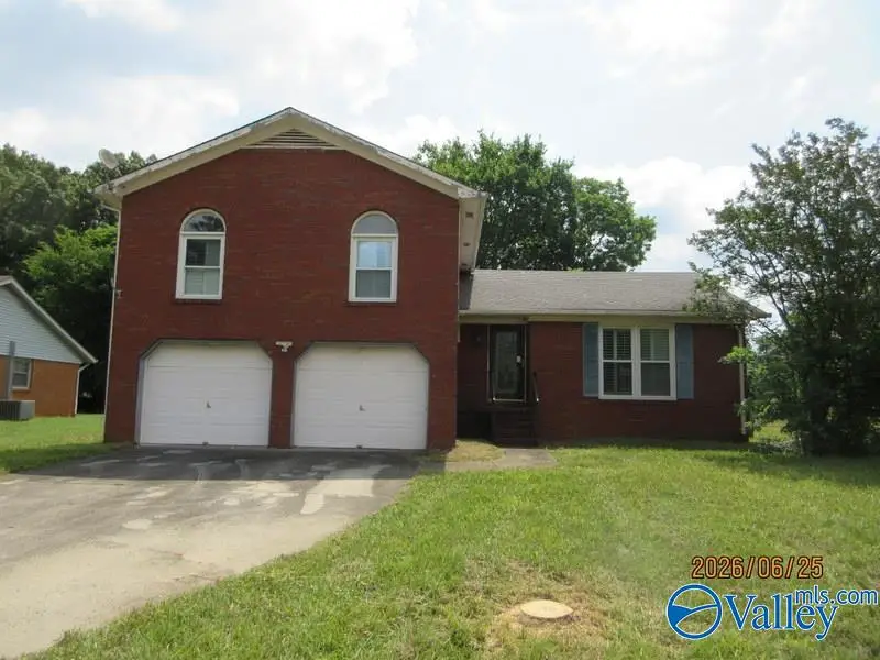 3608 Shay Circle Nw, Huntsville, AL 35810 - #1