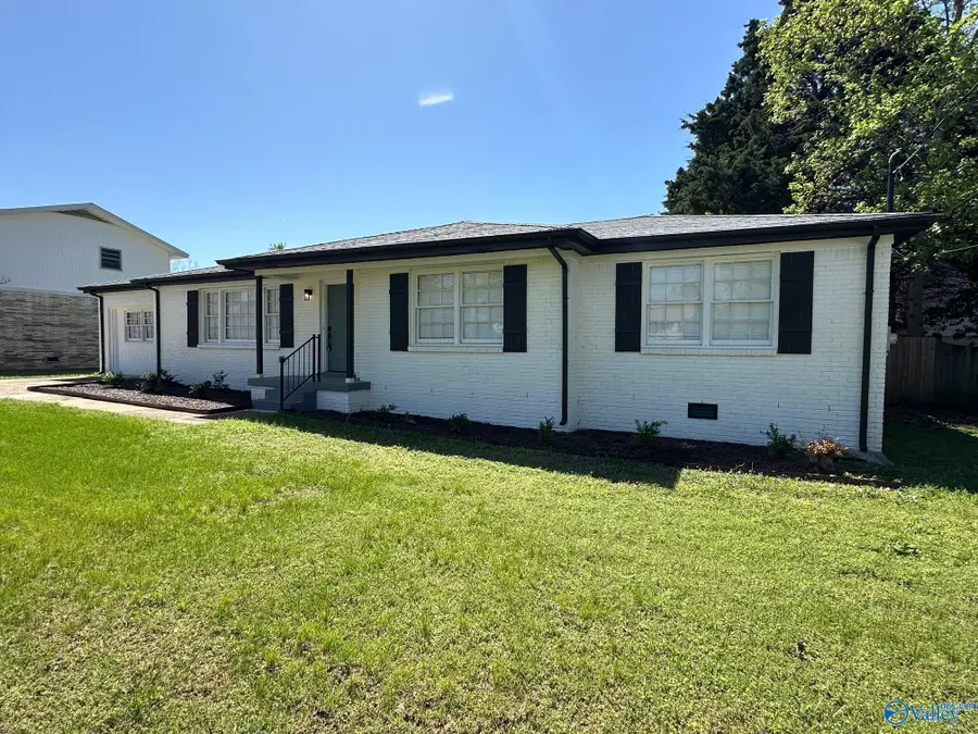 307 Meadowbrook Drive Se, Huntsville, AL 35803 - #2