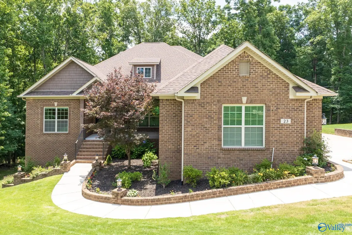 23 Natures Ridge Way Se, Huntsville, AL 35803 - #1