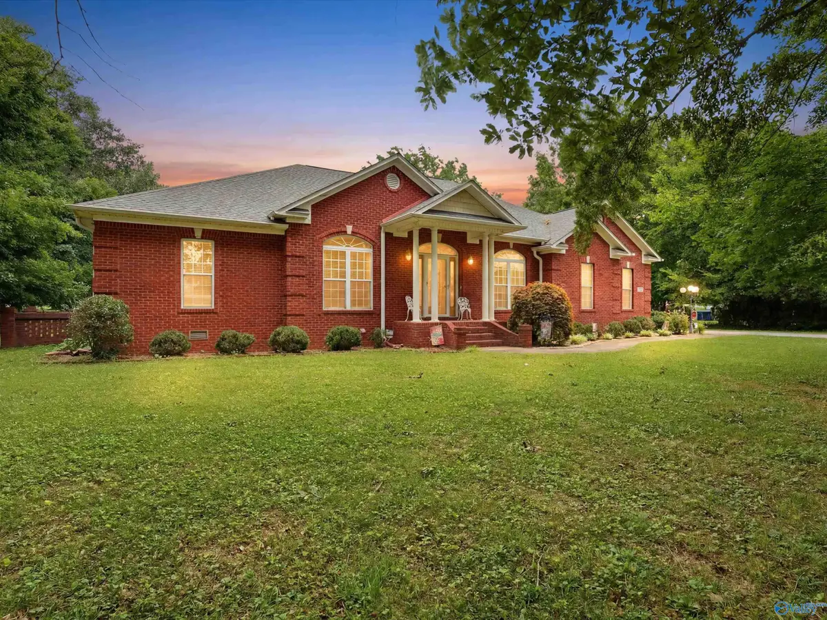375 Wells Road, Meridianville, AL 35759 - #1