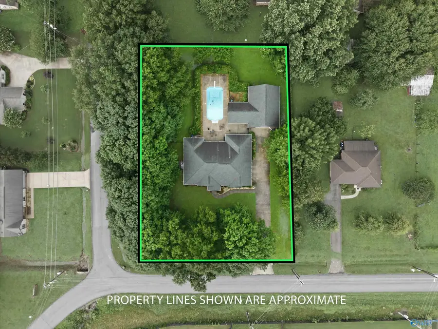 375 Wells Road, Meridianville, AL 35759 - #2