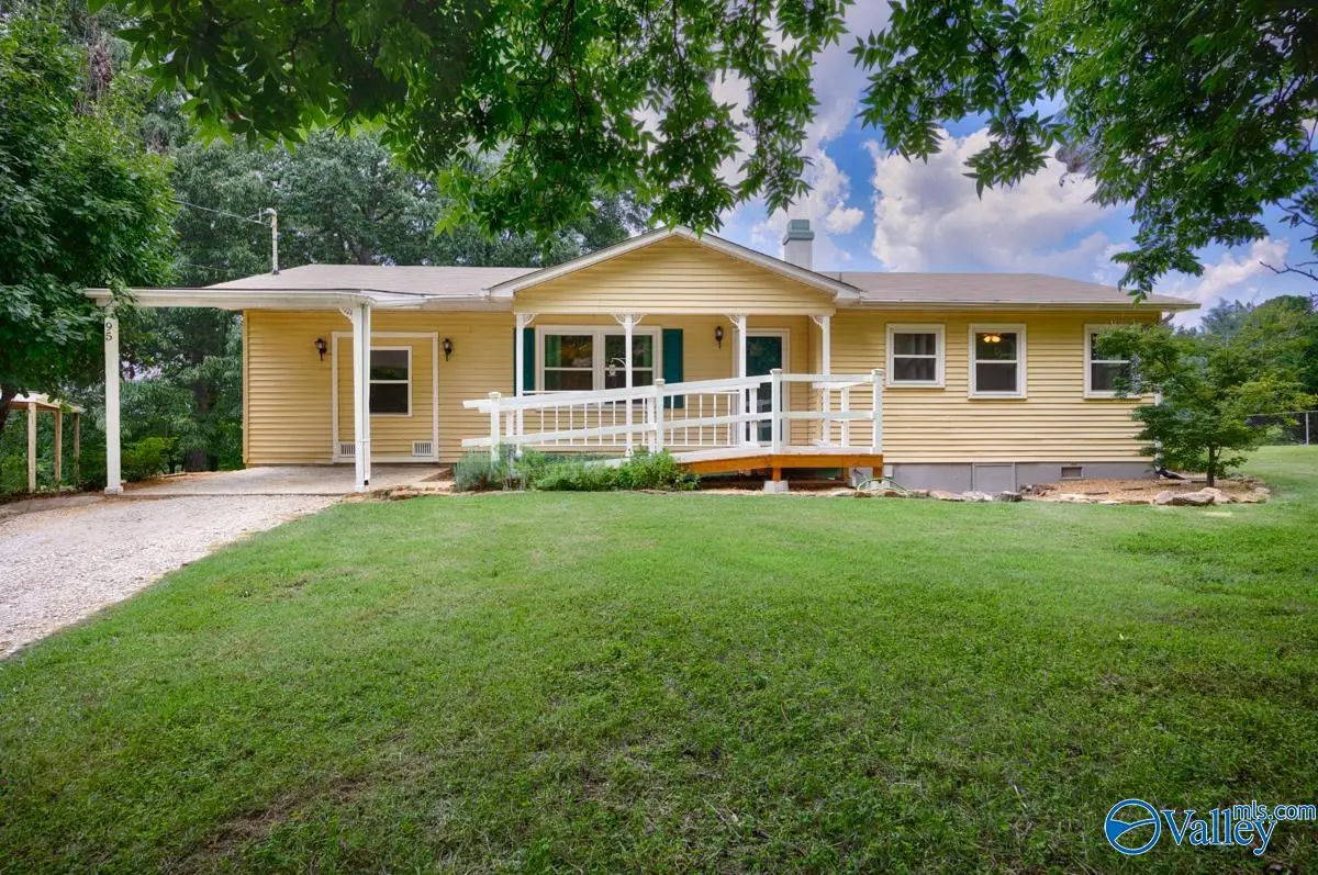 95 Delwood Drive, Laceys Spring, AL 35754 - #1