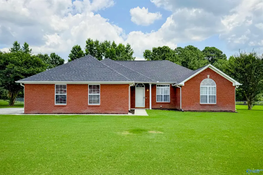 107 Kaylee Loop Road, Hartselle, AL 35640 - #2