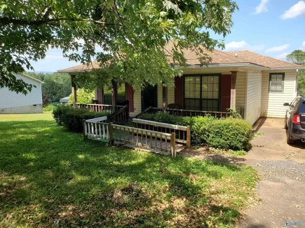 106 Woodlawn Drive, Bridgeport, AL 35740