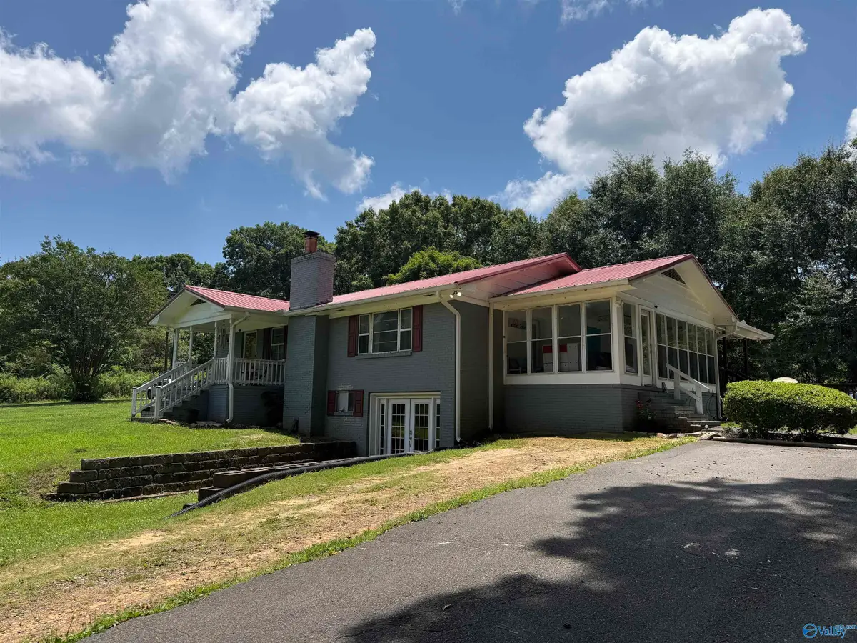 3193 Georgia Mountain Road, Guntersville, AL 35976 - #1