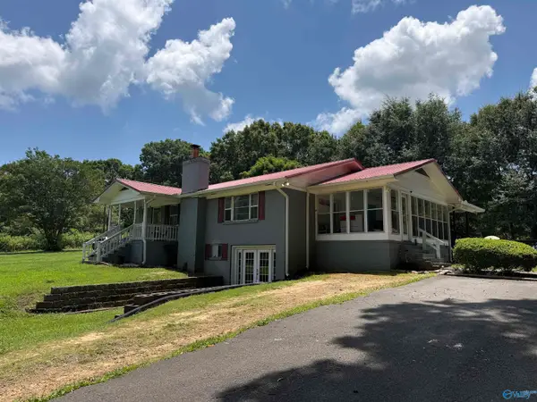 3193 Georgia Mountain Road, Guntersville, AL 35976