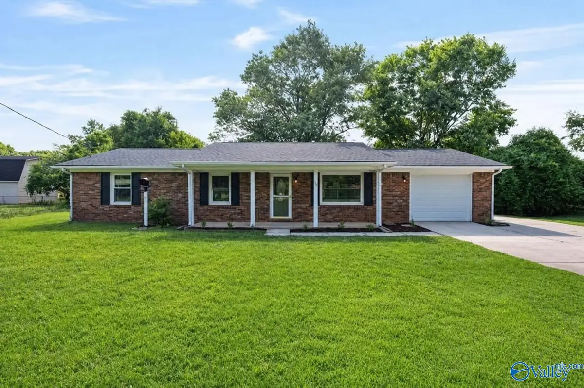 103 Tres Drive, Huntsville, AL 35811 - #1