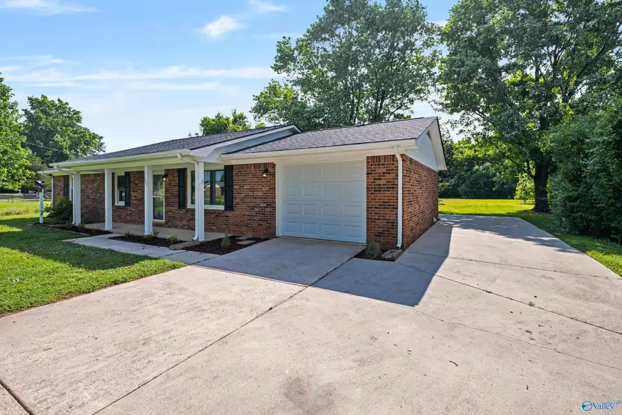 103 Tres Drive, Huntsville, AL 35811 - #2