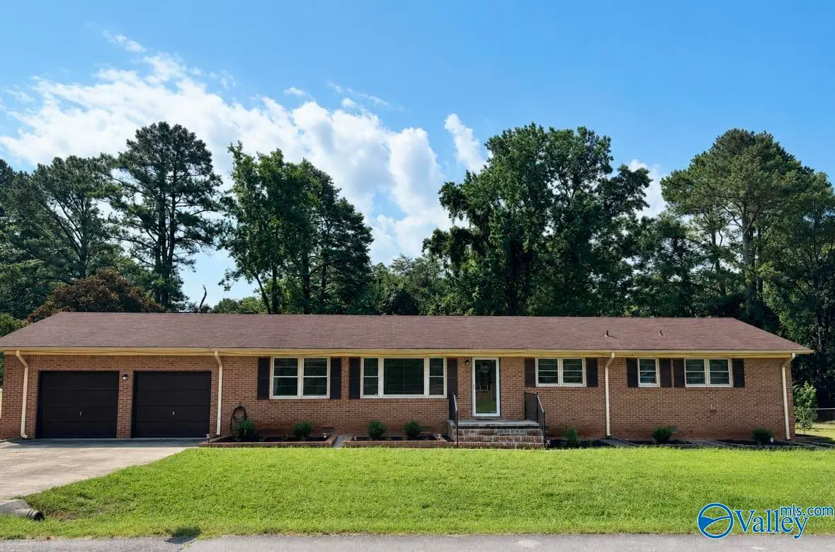 2103 Shannonhouse Road Sw, Huntsville, AL 35803 - #1