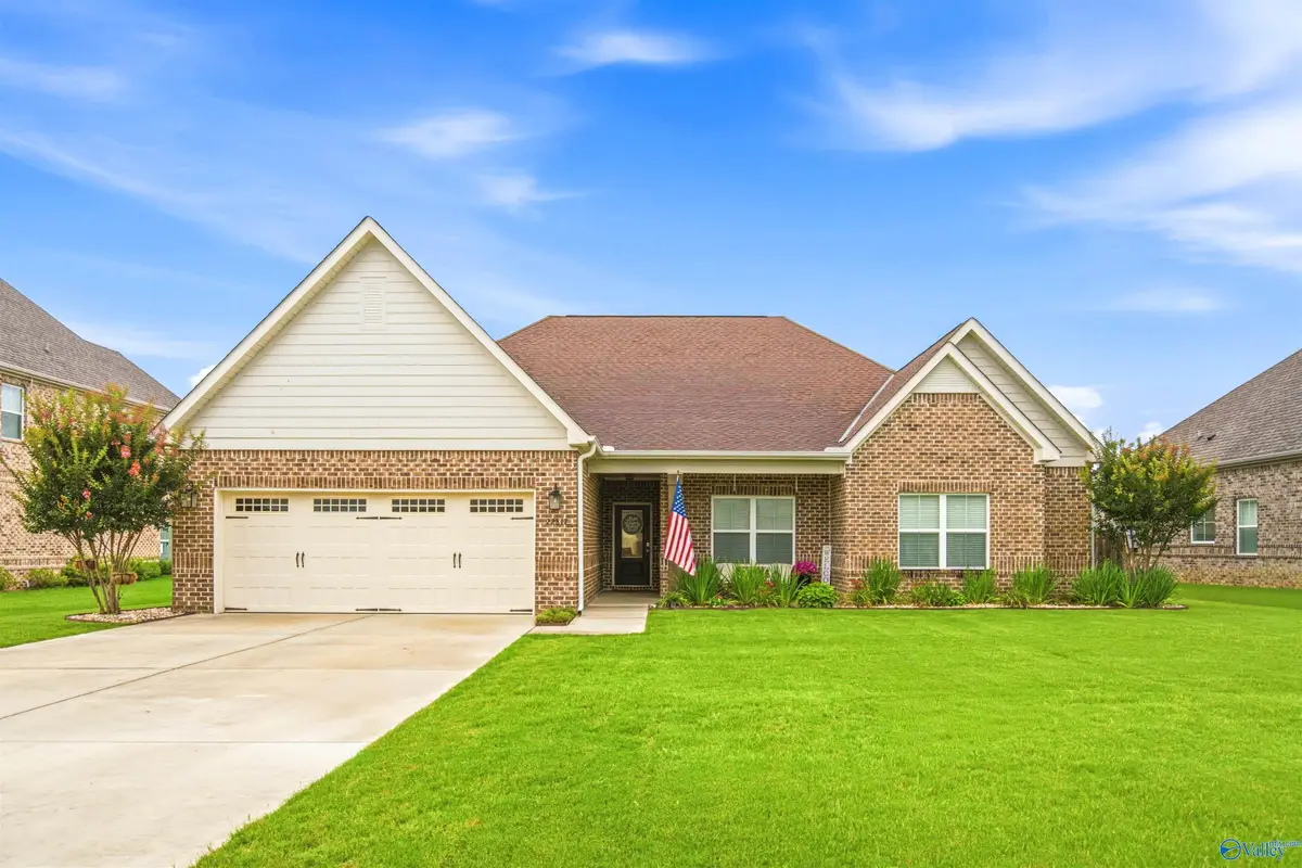 22817 Ledges Drive, Athens, AL 35613 - #1