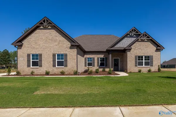 12566 Spyglass Lane, Athens, AL 35613