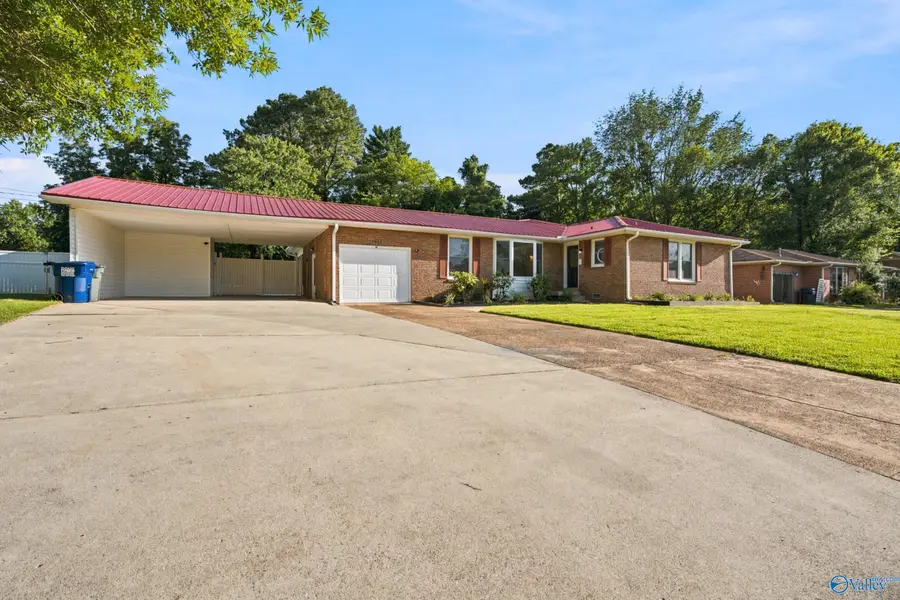 7612 Holland Drive Sw, Huntsville, AL 35802 - #2