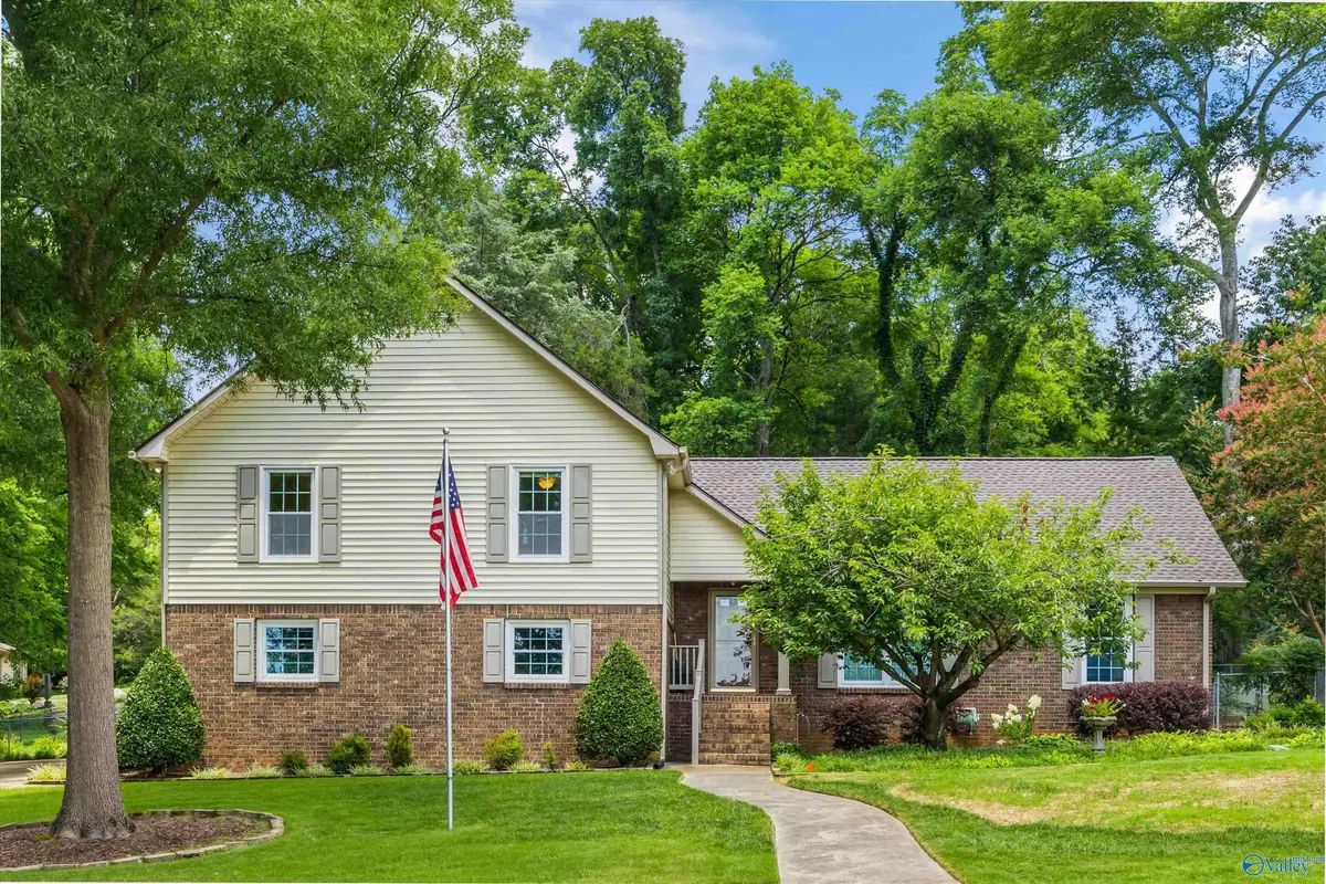 1301 Hiwan Trail, Huntsville, AL 35802 - #1