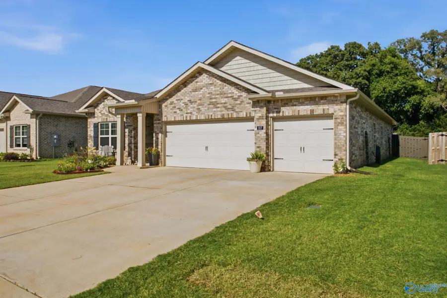 317 Broad Row Street, Huntsville, AL 35811 - #3