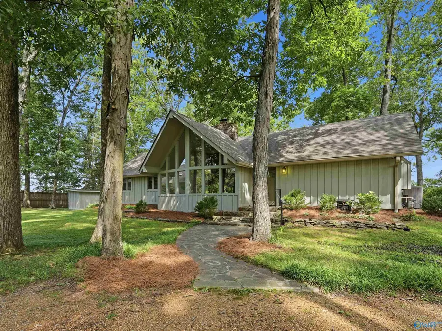 128 Floyd Circle, Scottsboro, AL 35769 - #3