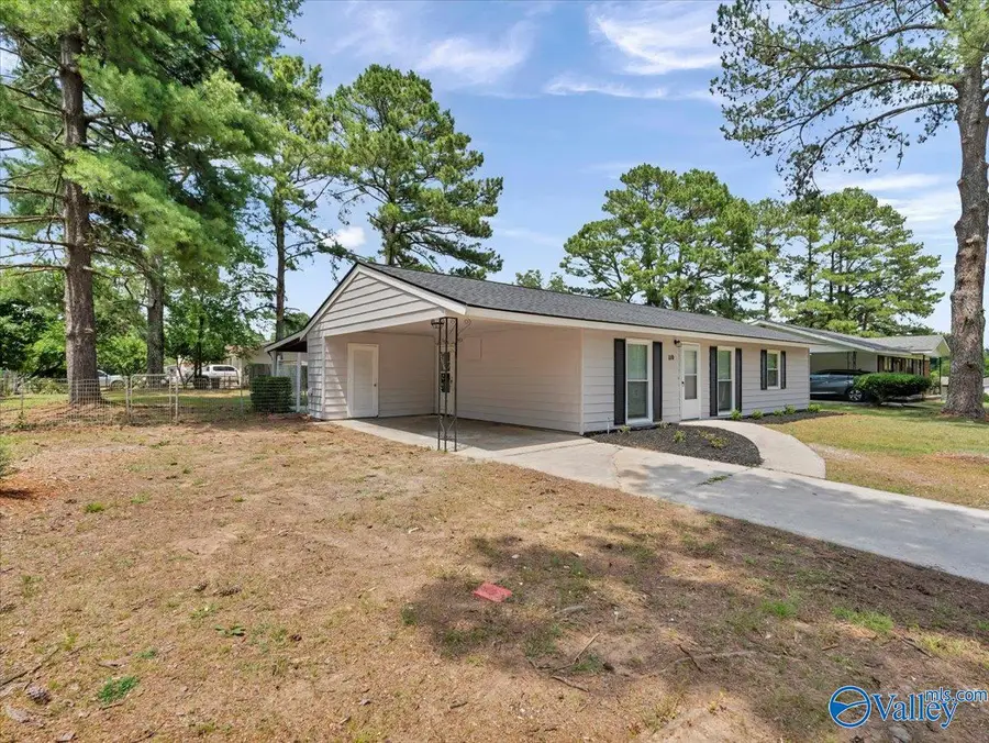 110 Albert Street Sw, Decatur, AL 35601 - #3