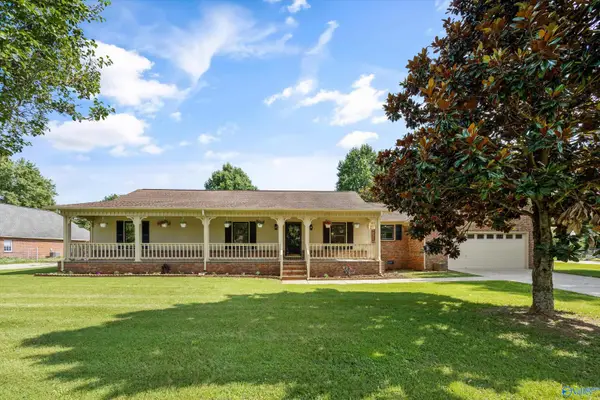 218 Slaterock Road, Hazel Green, AL 35750