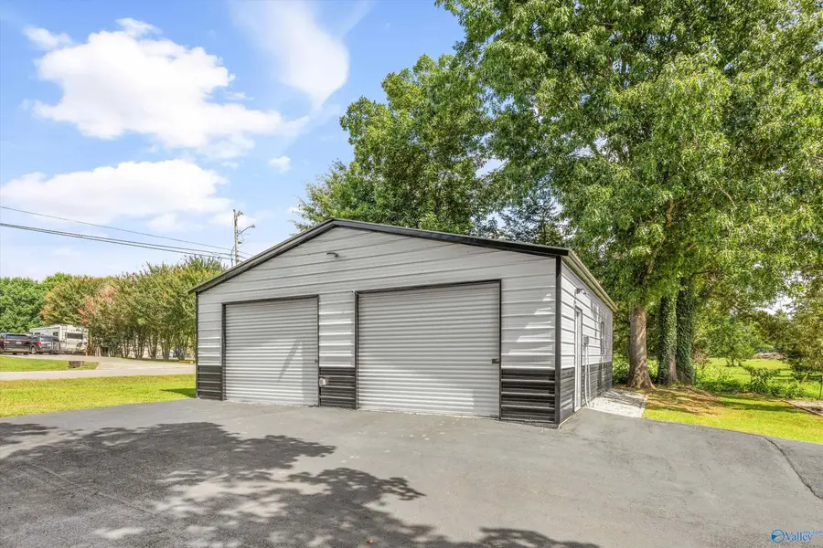 6112 Fairfield Drive, Huntsville, AL 35811 - #2