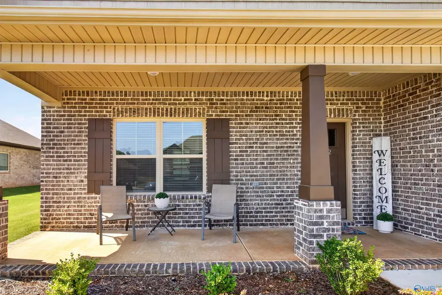 242 Paladin Street, New Market, AL 35761 - #2