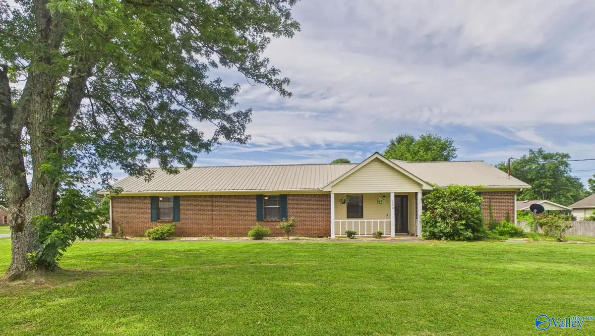 200 Silverwood Lane Ne, Hazel Green, AL 35750 - #1