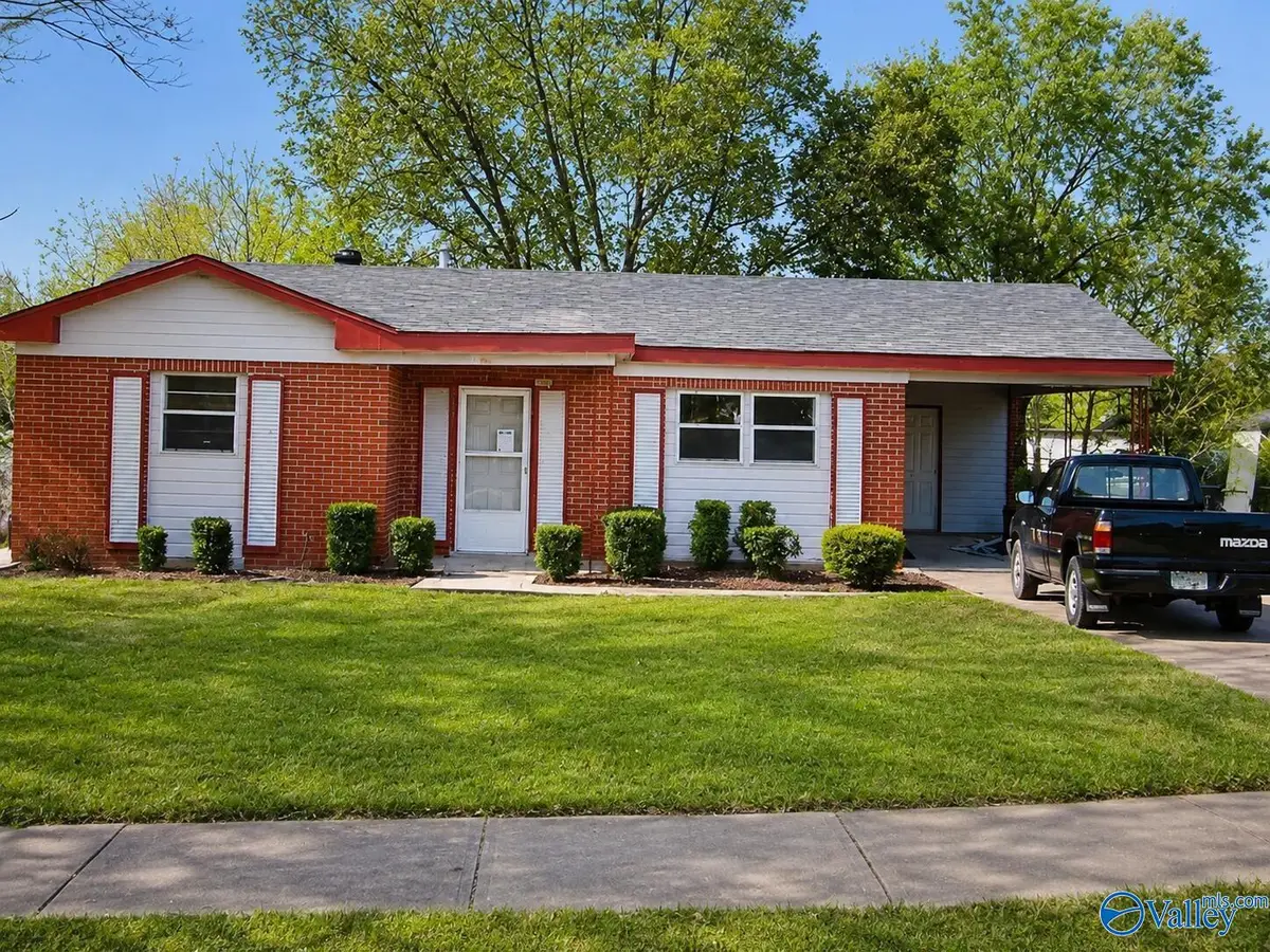 2202 Norwood Drive Nw, Huntsville, AL 35810 - #1