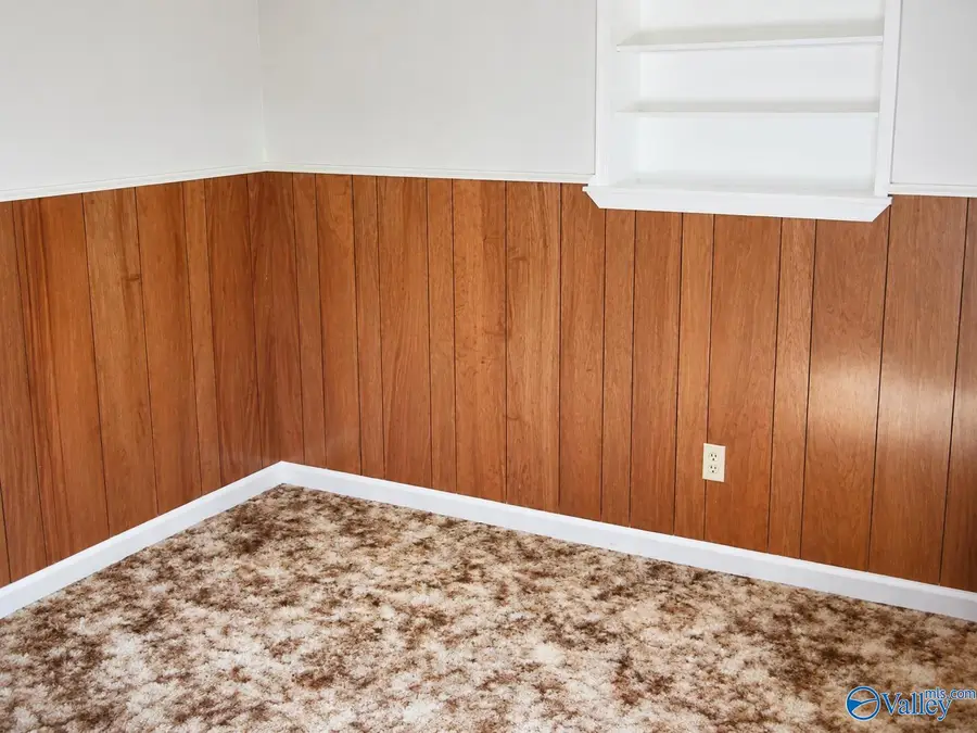 2202 Norwood Drive Nw, Huntsville, AL 35810 - #3