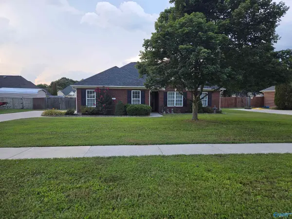 547 Wilson Mann Road, Owens Cross Roads, AL 35763