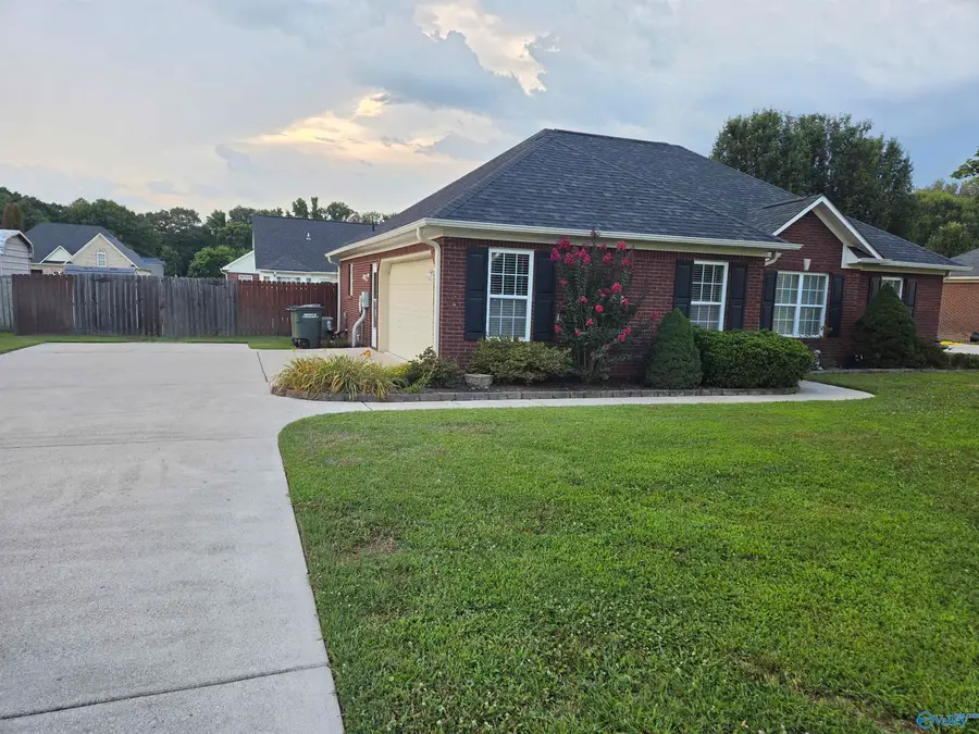 547 Wilson Mann Road, Owens Cross Roads, AL 35763 - #2
