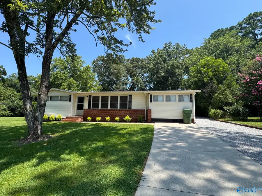 2617 Waltham Drive E, Huntsville, AL 35811 - #3