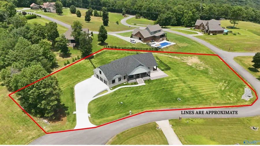 210 Legendary Drive, Guntersville, AL 35976 - #2