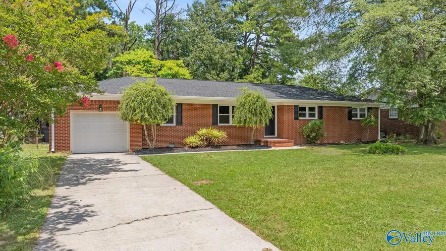 1706 Iris Street, Decatur, AL 35601 - #3
