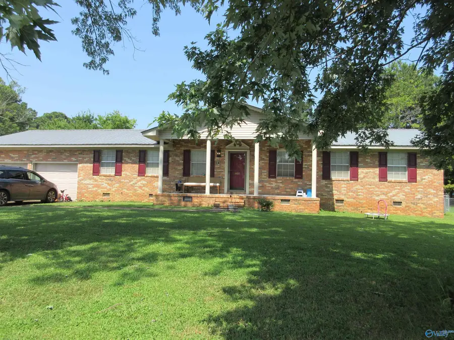402 Highland Avenue, Scottsboro, AL 35768 - #2